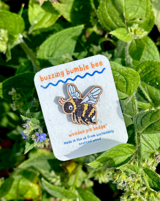 Buzzing Bee Wooden Pin Badge